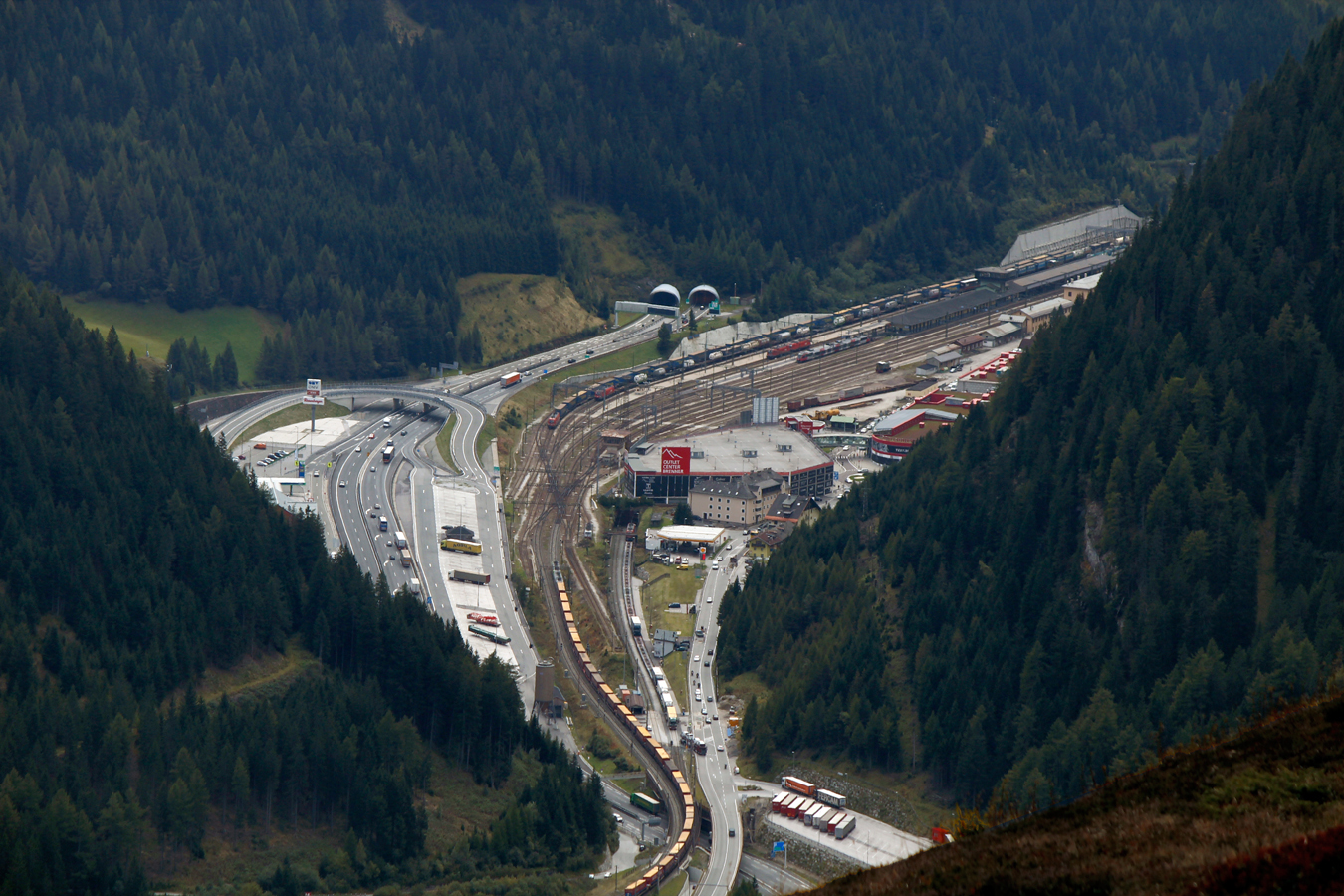 wie hoch ist der brennerpass